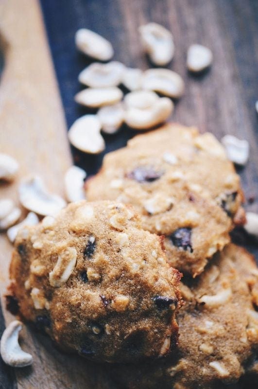 Cashew Chocolate Chip Cookies (Gluten-Free) 6 a stack of cashew chocolate chip cookies