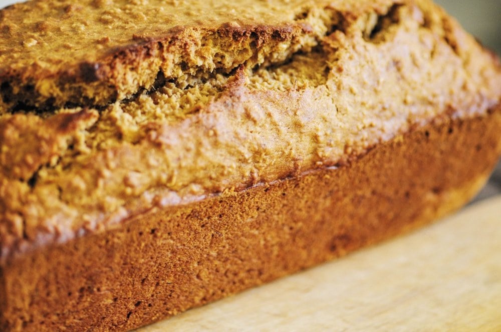  This high-protein and high-fiber Gluten-Free Banana Oat Bread makes for one hearty and filling loaf perfect for breakfast or any time of day! #bananabread #oats #glutenfree #baking #breakfast #healthy #highprotein #glutenfreebananabread 