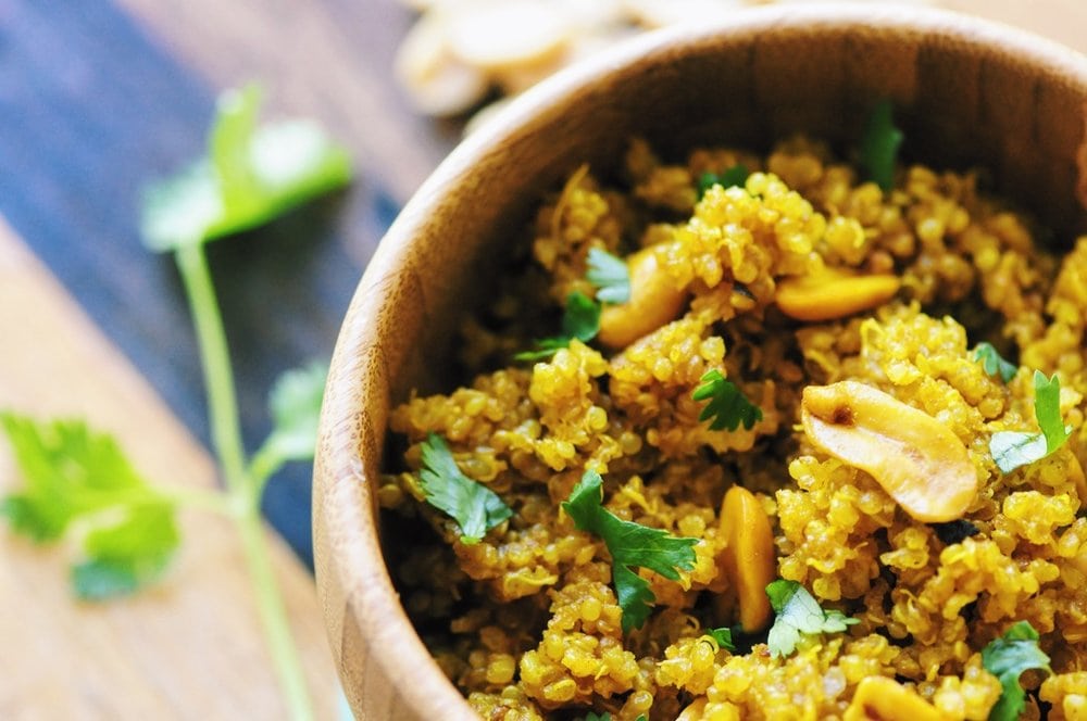  A super flavorful, healthy, and delicious Sweet and Spicy Quinoa Peanut Stir Fry! Gluten-free, vegan and perfect for lunch or dinner. #quinoastirfry #peanutstirfry #vegandinner #glutenfree #sweetandspicy #healthylunch 