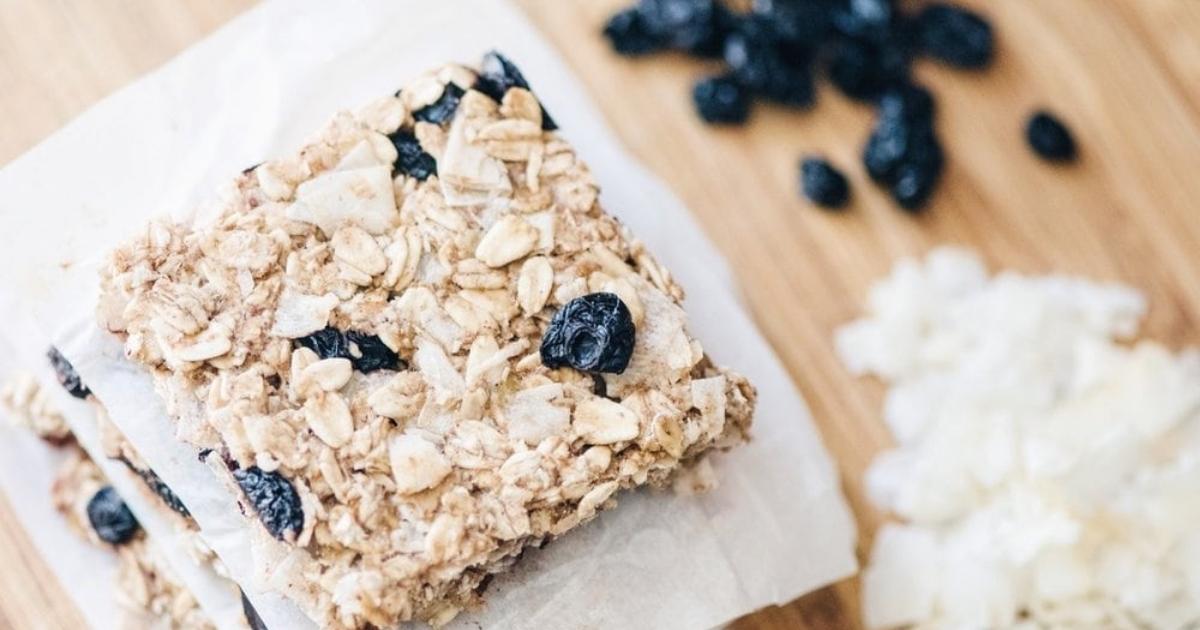 Chewy Blueberry Oat Bars