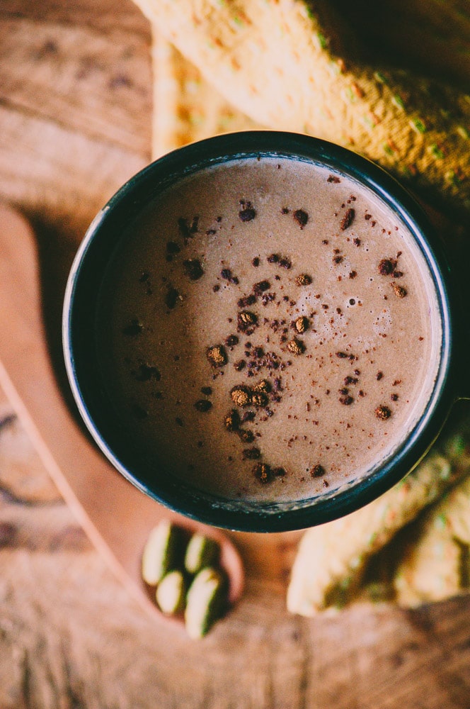  Hot Cacao with Cardamom and Tahini - This Vegan Tahini Hot Chocolate is healthy, easy to make and delicious! #hotcacao #cacaodrink #cacaorecipes #tahinihotcacao #tahinihotchocolate #healthyhotchocolate #cardamomcacao 