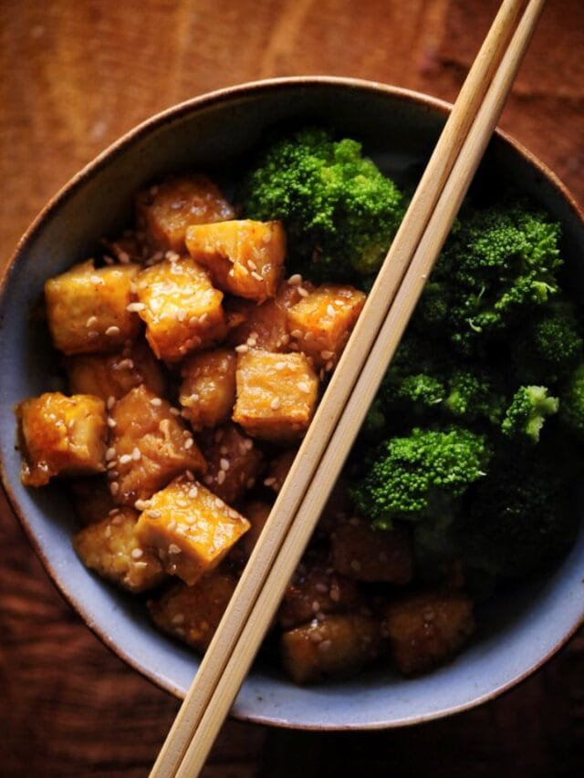 Sticky Maple Ginger Tofu Noodle Bowl (Vegan, Gluten-Free) Story