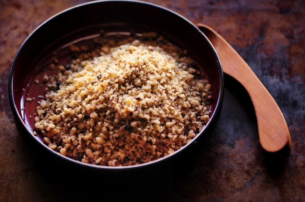  This easy, beautiful and delicious Roasted Walnut Dukkah is made with a blend of walnuts, sesame seeds, cumin seeds, coriander, black peppercorns, and sea salt. You'll find yourself putting this Egyptian condiment on anything and everything as you fall in love with its complex flavors and pleasing textures! #dukkah #duqqa #egyptian #condiment #walnutdukkah #spiceblend 