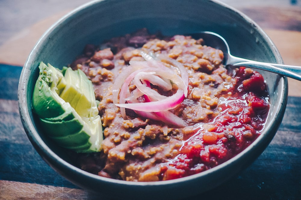  This Instant Pot Millet and Pinto Bean Chili makes for one super flavorful, healthy, protein-packed and easy to make gluten-free vegan meal! #instantpotchili #milletchili #pintobeanchili #veganchili #pressurecookerchili #vegetarianchili 