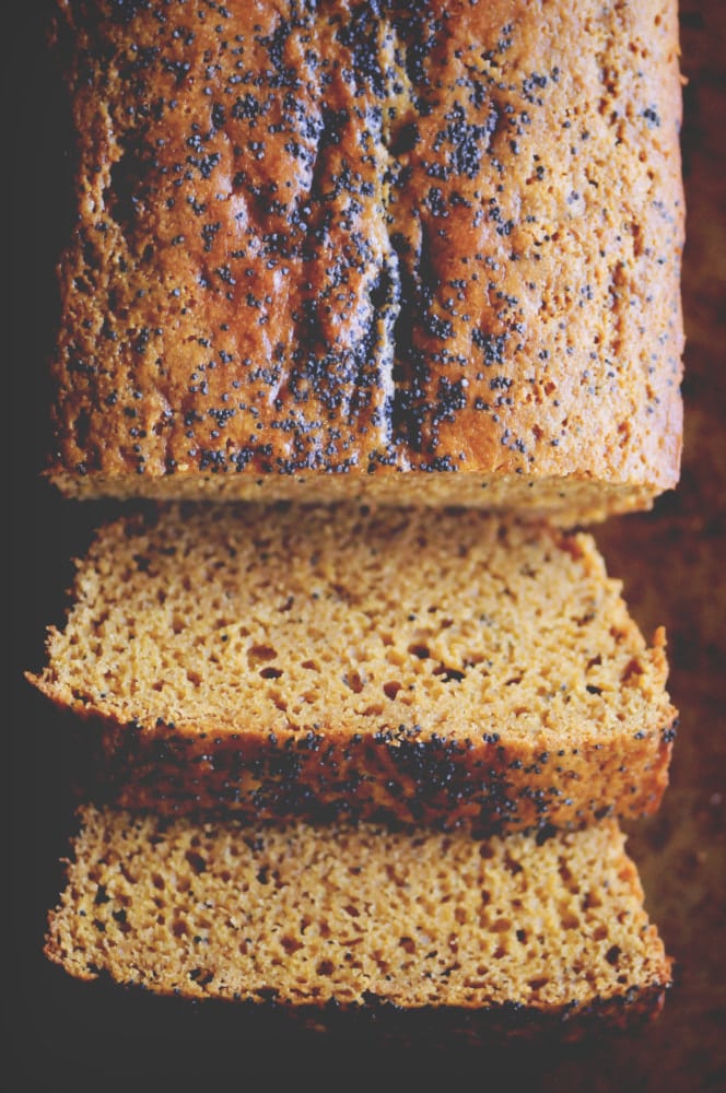  A perfectly moist, subtly sweet, lemon poppy seed loaf made with chickpea (garbanzo bean) flour! This gluten-free bread makes a great healthy breakfast, snack or dessert! #chickpeaflourbread #glutenfreelemonpoppyseedbread #lemonpoppyseed #garbanzobeanflour #glutenfreebread 