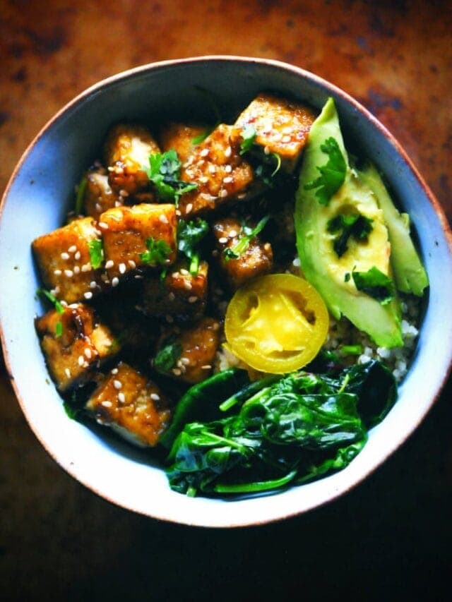 Sweet & Spicy Green Power Tofu Quinoa Bowl (Gluten-Free, Vegan) Story