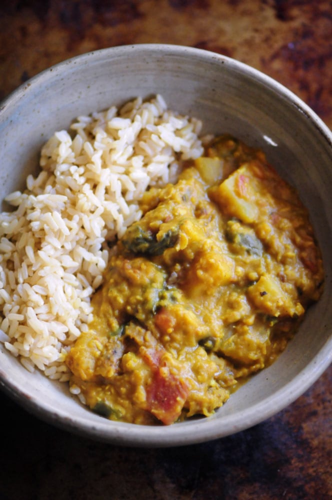  Easy, healthy, and comforting Instant Pot Red Lentil & Potato Curry! This delicious Indian-style pressure cooker meal is gluten-free, vegan, and packed with delicious warming spices ready to complement your favorite grain and/or bread! #instantpotcurry #instantpotredlentils #instantpotpotatoes #pressurecookercurry #instantpot #indianfood #vegancurry  