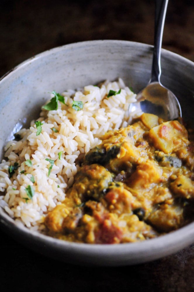  Easy, healthy, and comforting Instant Pot Red Lentil & Potato Curry! This delicious Indian-style pressure cooker meal is gluten-free, vegan, and packed with delicious warming spices ready to complement your favorite grain and/or bread! #instantpotcurry #instantpotredlentils #instantpotpotatoes #pressurecookercurry #instantpot #indianfood #vegancurry  