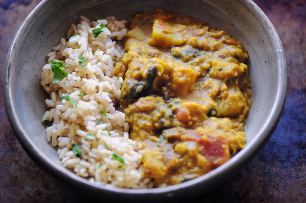  Easy, healthy, and comforting Instant Pot Red Lentil & Potato Curry! This delicious Indian-style pressure cooker meal is gluten-free, vegan, and packed with delicious warming spices ready to complement your favorite grain and/or bread! #instantpotcurry #instantpotredlentils #instantpotpotatoes #pressurecookercurry #instantpot #indianfood #vegancurry  