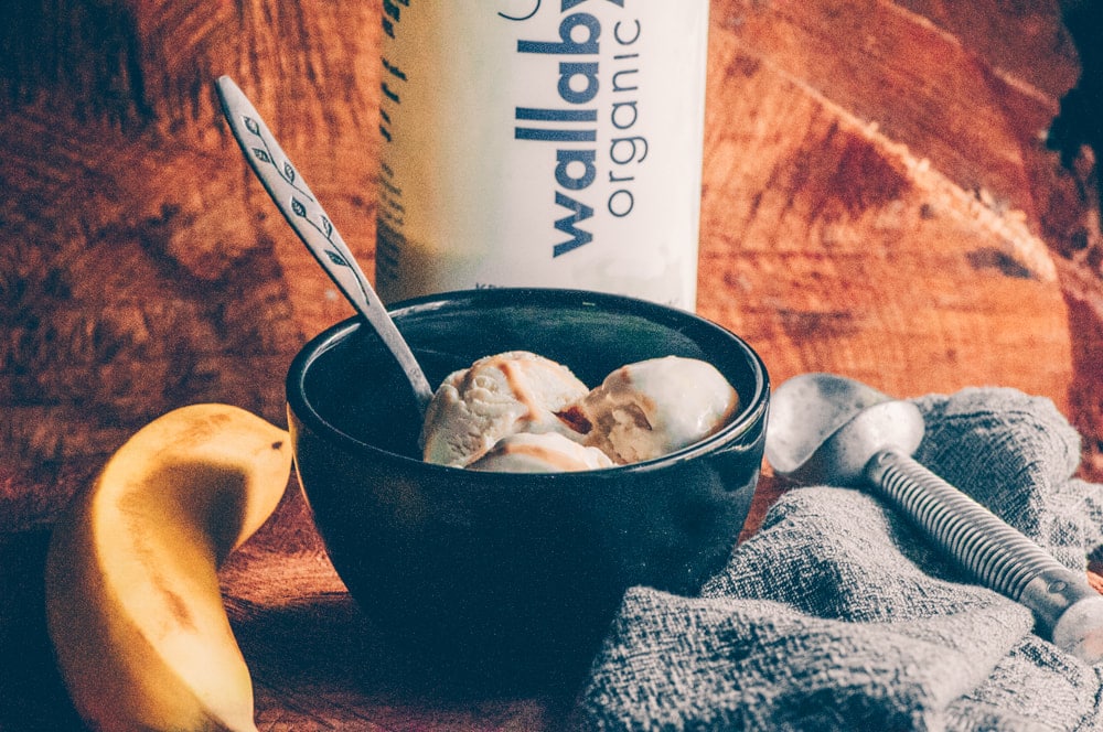  This Creamy Banana Tahini Kefir Ice Cream uses only 5 simple ingredients and no refined sugars to create an absolutely decadent, probiotic-rich, healthy treat perfect for any time of day! #kefiricecream #bananaicecream #tahiniicecream #healthyicecream 