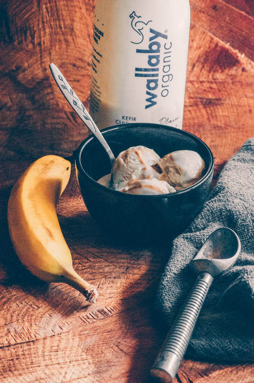  This Creamy Banana Tahini Kefir Ice Cream uses only 5 simple ingredients and no refined sugars to create an absolutely decadent, probiotic-rich, healthy treat perfect for any time of day! #kefiricecream #bananaicecream #tahiniicecream #healthyicecream 