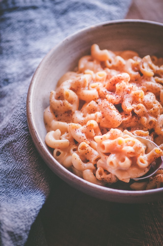  This Gluten-Free Instant Pot Cheesy Chipotle Pasta makes for one super easy, healthy, and delicious dish that can be made in just about 10 minutes! #instantpot #instantpotmacncheese #chipotlepasta #cheesy #glutenfreepasta #instantpotnoodles 