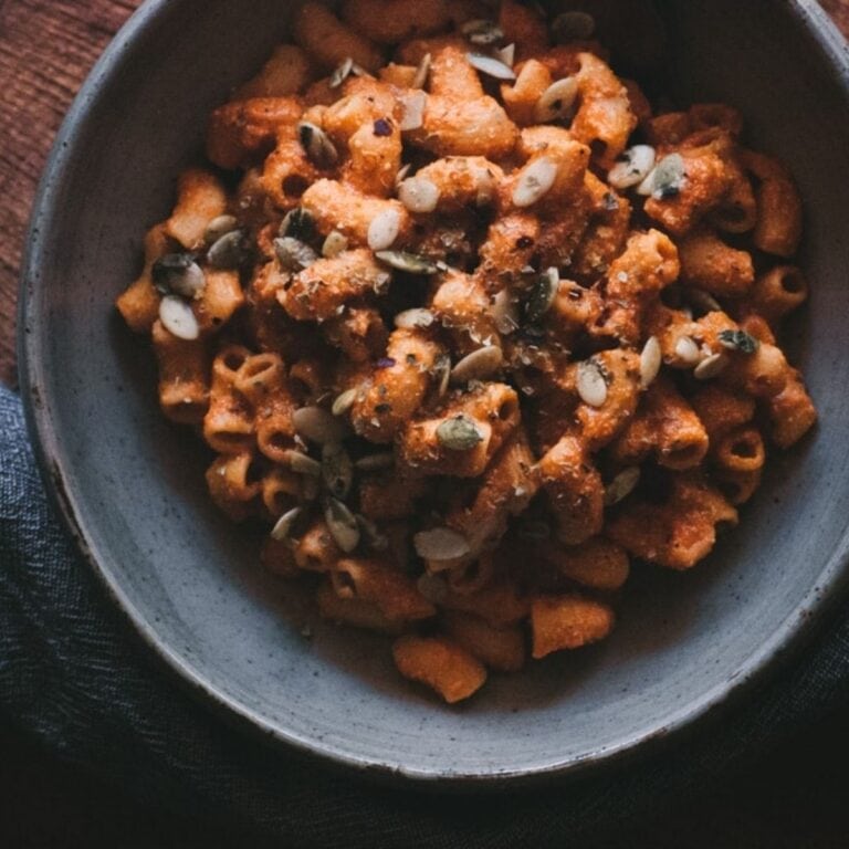 Spicy Roasted Red Pepper and Chipotle Pumpkin Seed Pasta Bowl