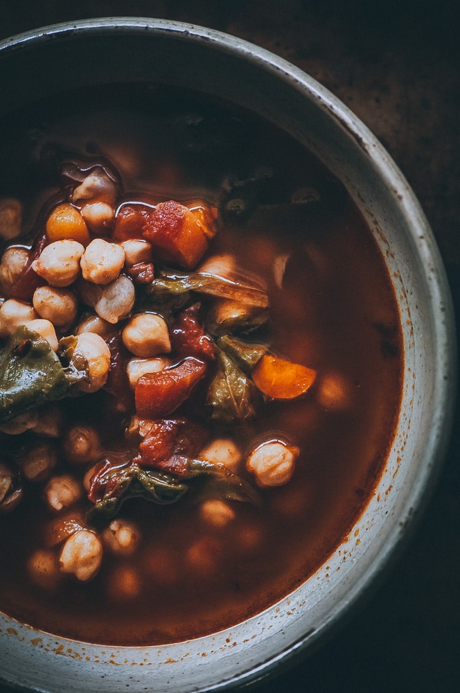  This EASY dump and start Instant Pot Chickpea soup with Cajun seasoning makes for one healthy and flavorful vegan pressure cooker meal #chickpeasoup #cajunseasoning #instantpotsoup #vegansoup 