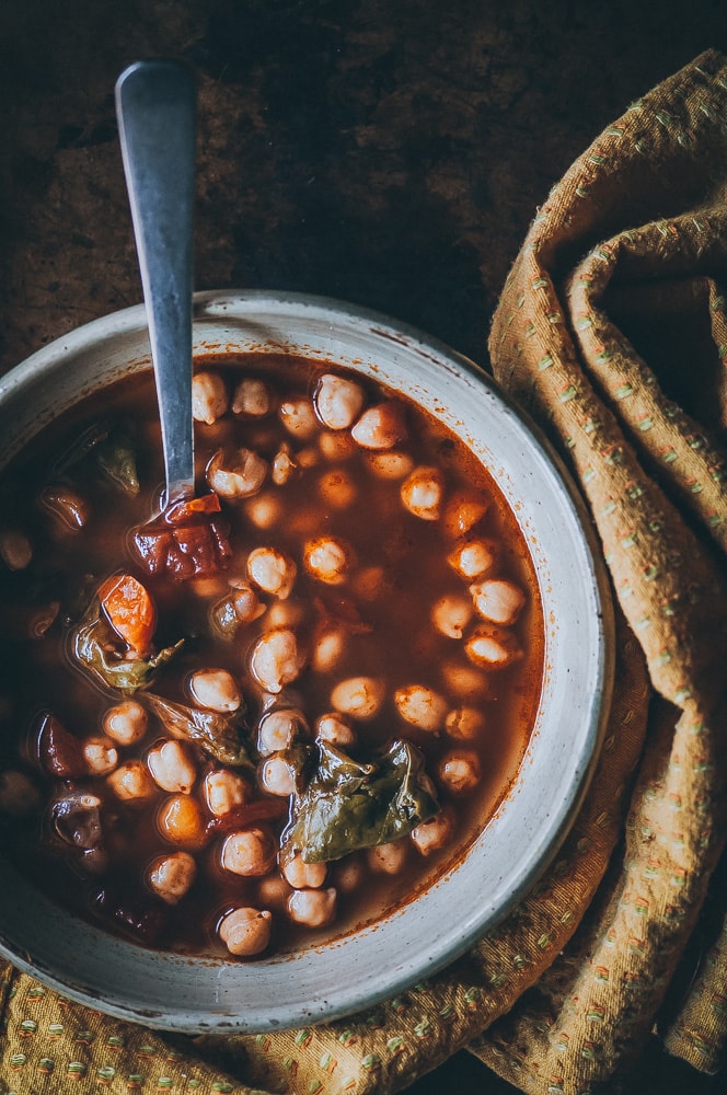  This EASY dump and start Instant Pot Chickpea soup with Cajun seasoning makes for one healthy and flavorful vegan pressure cooker meal #chickpeasoup #cajunseasoning #instantpotsoup #vegansoup 