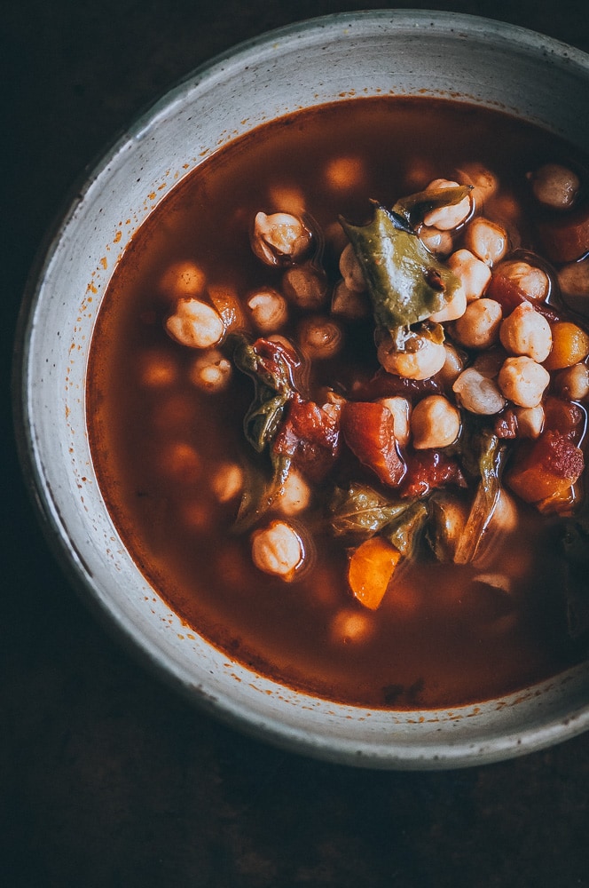  This EASY dump and start Instant Pot Chickpea soup with Cajun seasoning makes for one healthy and flavorful vegan pressure cooker meal #chickpeasoup #cajunseasoning #instantpotsoup #vegansoup 