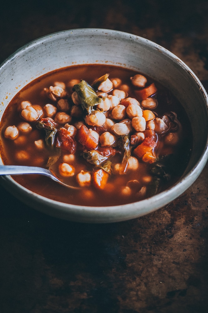  This EASY dump and start Instant Pot Chickpea soup with Cajun seasoning makes for one healthy and flavorful vegan pressure cooker meal #chickpeasoup #cajunseasoning #instantpotsoup #vegansoup 