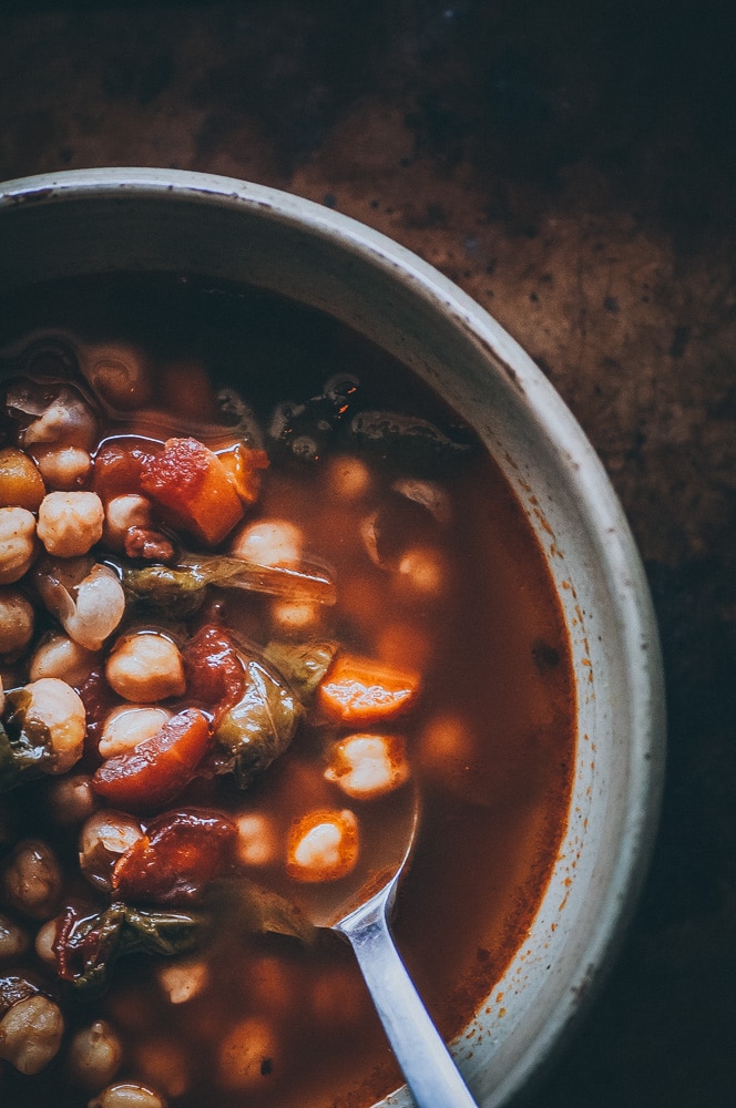  This EASY dump and start Instant Pot Chickpea soup with Cajun seasoning makes for one healthy and flavorful vegan pressure cooker meal #chickpeasoup #cajunseasoning #instantpotsoup #vegansoup 