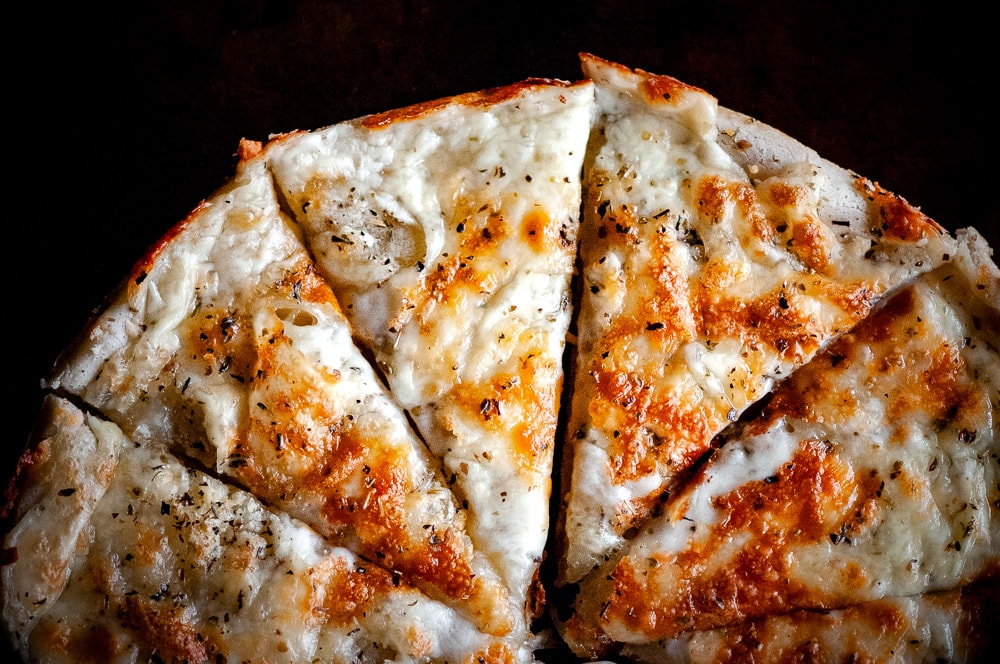 Mini Pizza Pockets (with yeastless pizza dough) - Eats Delightful