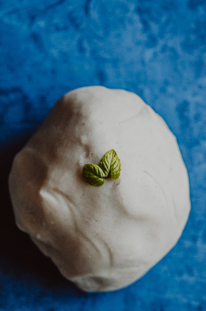  This natural homemade gluten-free playdough recipe is made with edible, non-toxic ingredients, including freshly harvested peppermint leaves for a fun sensory-rich play dough experience! Learn how to make this easy gluten-free play dough + learn all about the benefits of this healthy and beneficial indoor activity! This nature inspired crafts activity will please the pickiest of kids, + ease your worries with its safe and wholesome ingredients! #glutenfreeplaydough #edibleplaydough 