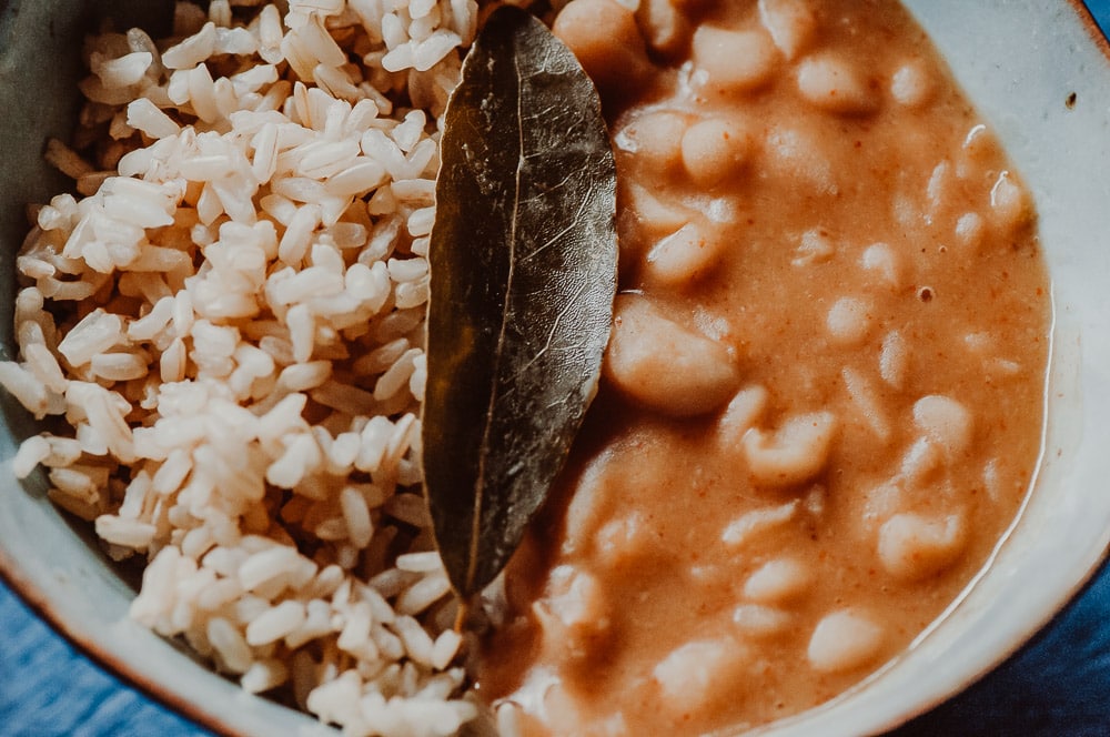  This EASY dump and start Instant Pot recipe makes for some creamy, healthy and flavorful Mayocoba beans (also known as Peruano, Canary or Peruvian Beans), with a tender texture delightful chipotle flavor, these pressure cooker beans are super versatile and can accompany a variety of dishes! Gluten-free, vegan, OIL-FREE. #instantpotcanarybeans #instantpotmayocobabeans #instantpotfrijolescanarios #instantpotperuanobeans #instantpotperuvianbeans #instantpotchipotlebeans 