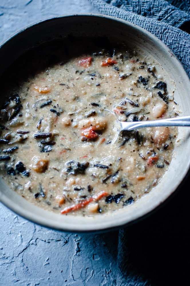  How to make wild rice soup - Vegan Instant Pot Wild Rice Soup (Gluten-Free) - An easy and healthy vegetarian wild rice soup with a creamy cashew base, perfect for a bowl of autumn comfort! This pressure cooker wild rice soup is bursting with beautiful flavors and textures! Made with lovely ingredients from iHerb + a discount! #sponsored #iherb #wildrice #wildricesoup #veganwildricesoup #vegetarianwildrice soup #instantpotwildrice 