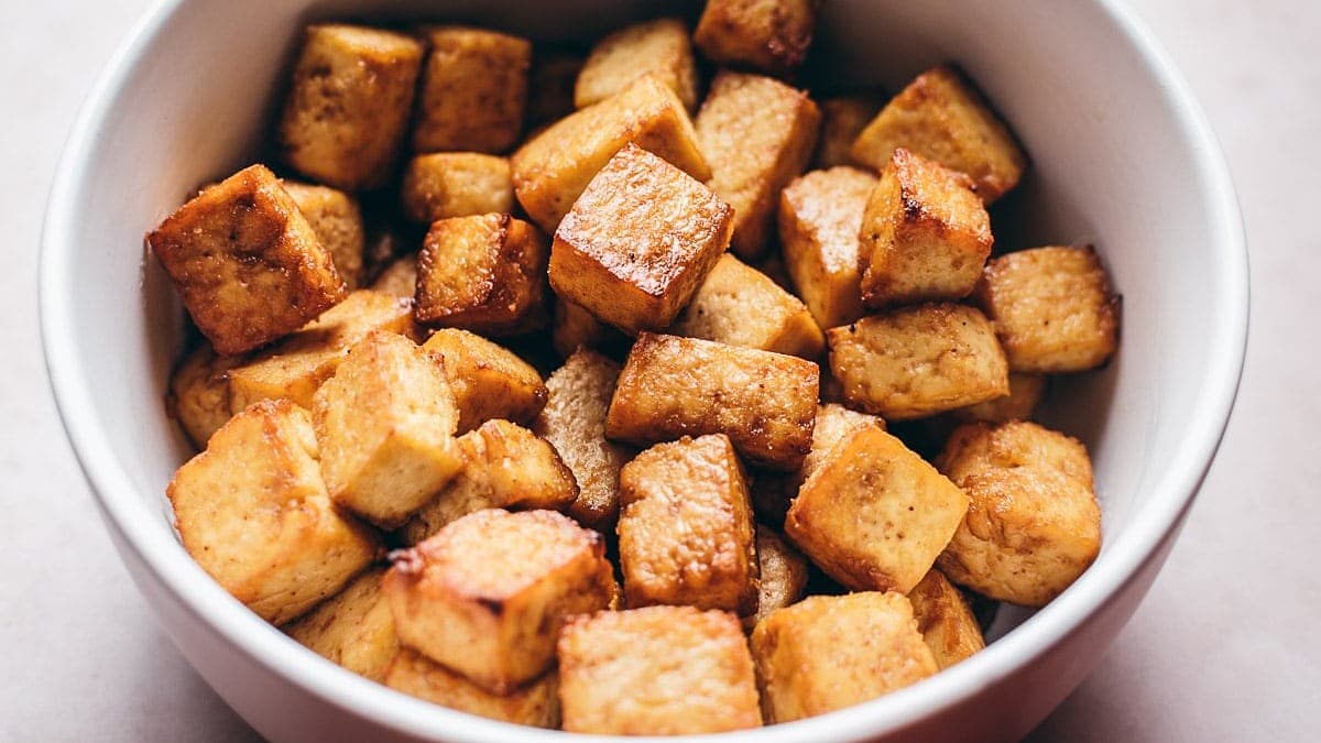 Air Fryer Tofu Buddha Bowl with Crisp-Tender Veggies - The Foodie Eats