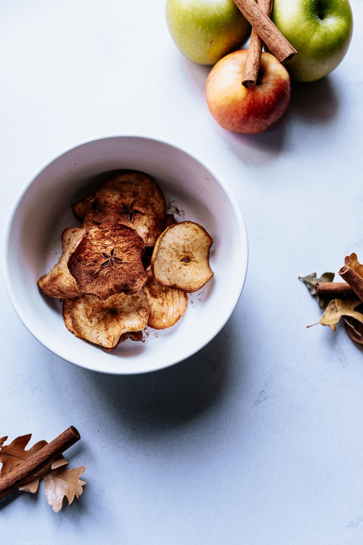 homemade cinnamon coconut sugar air fryer apple chips recipe