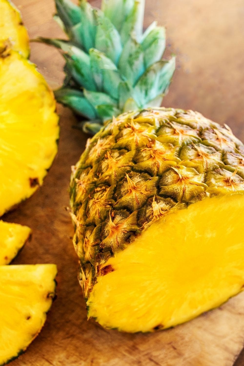 freshly sliced pineapple fruit