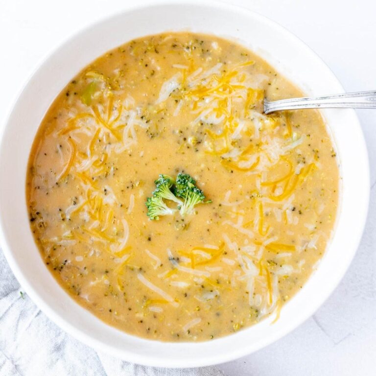Instant Pot Broccoli Cheddar Soup (Panera Copycat)