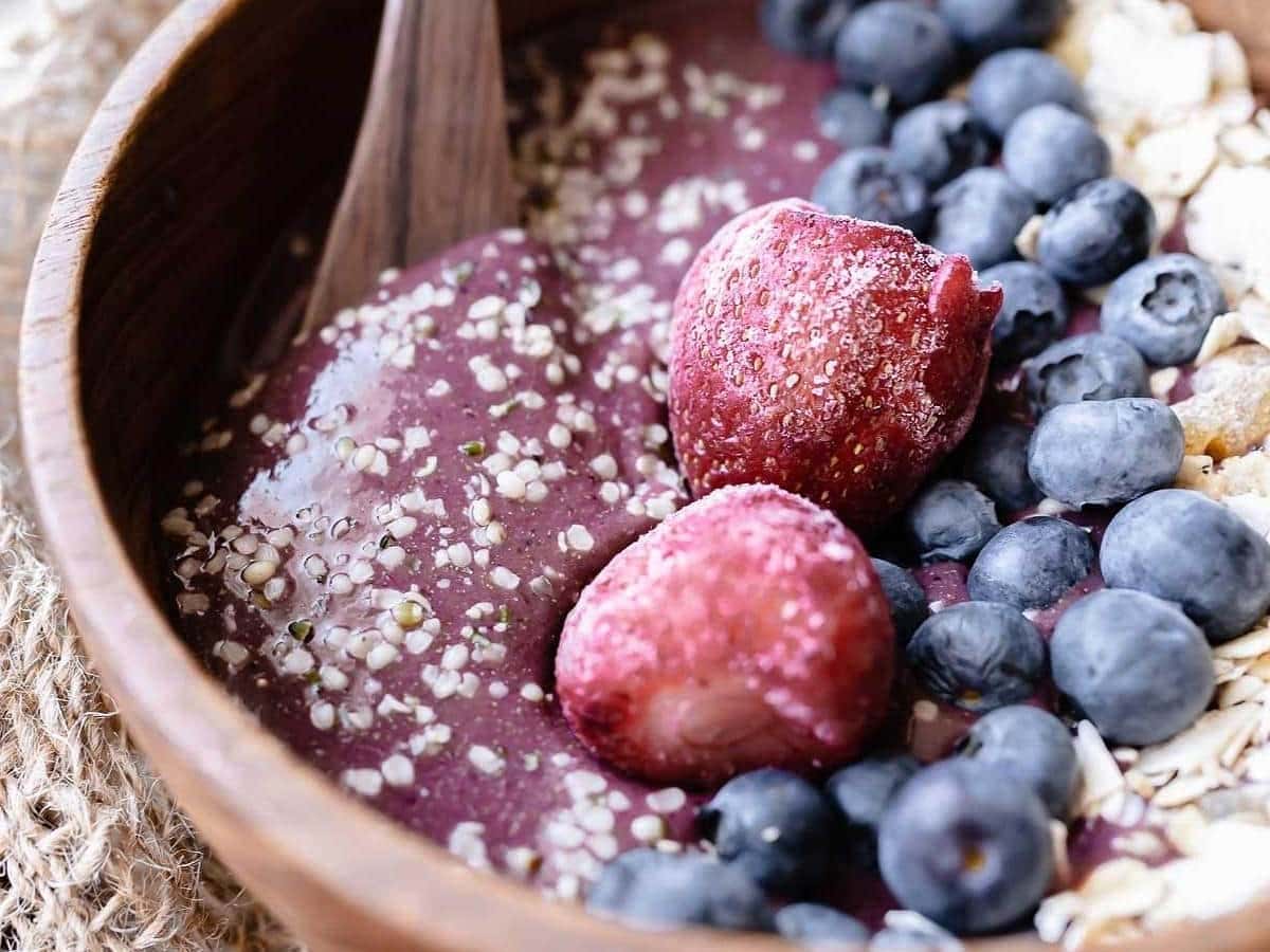 Antioxidant Packed Acai Berry Bowl