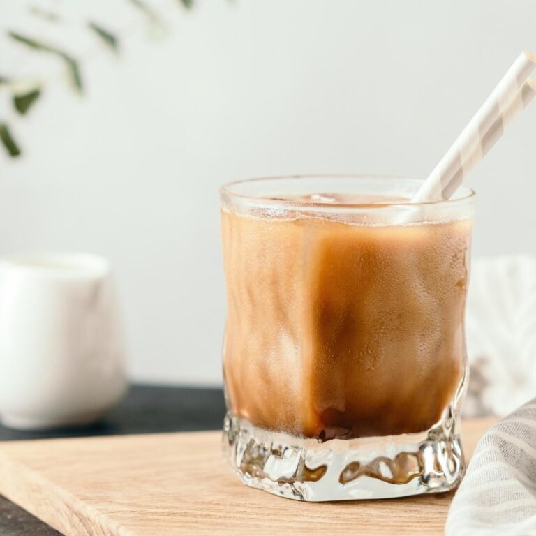 Iced Coffee vs Iced Latte: What's the Difference?