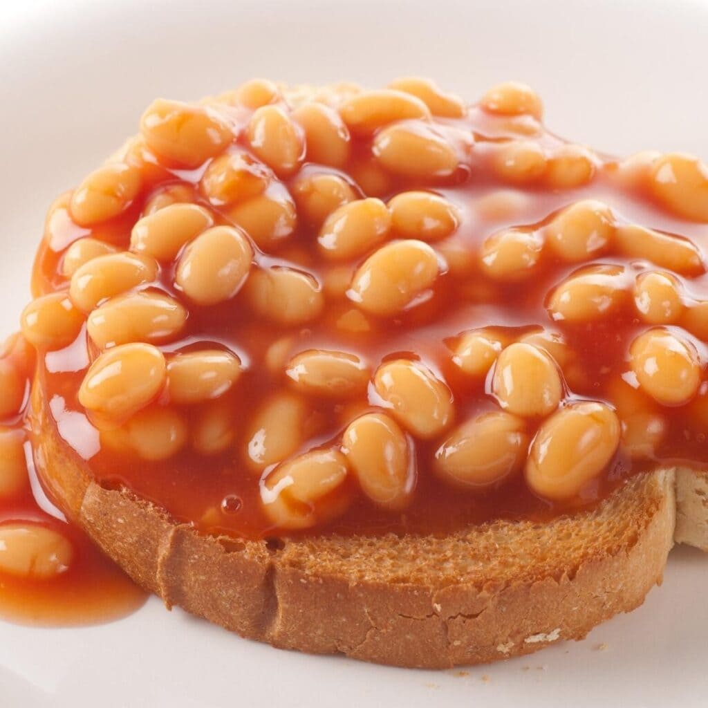 Best Baked Beans + What Goes With Baked Beans? 20 Side Dishes
