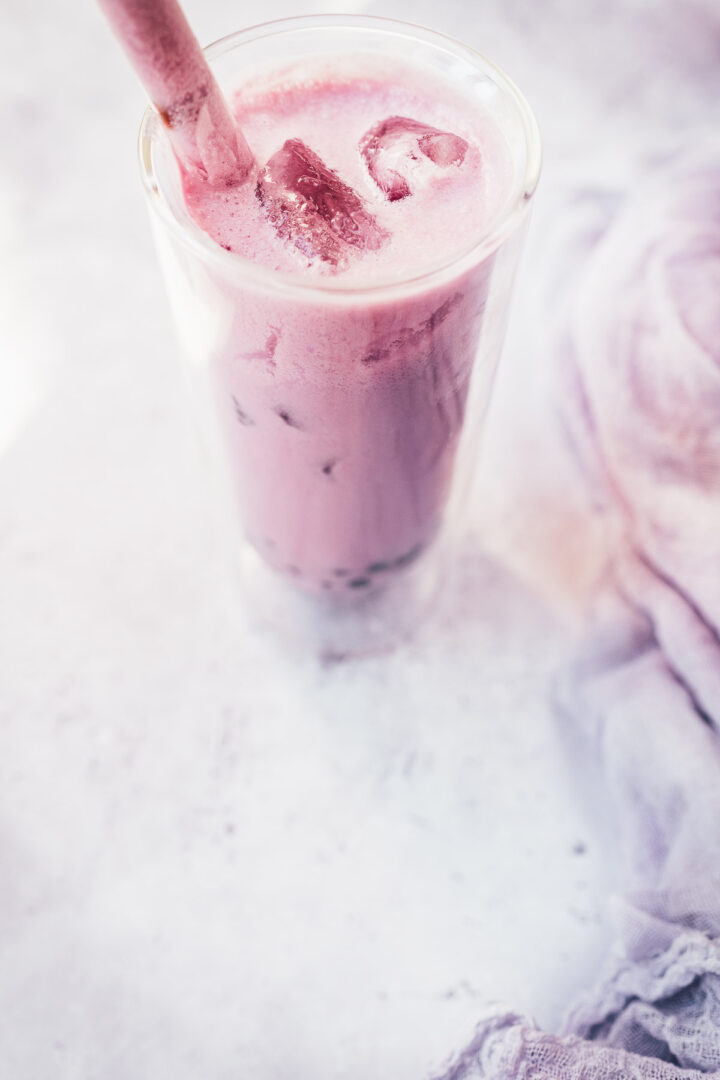 Taro Milk Tea (Bubble Tea) - MOON and spoon and yum