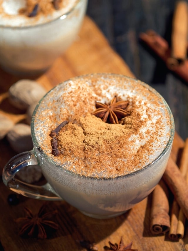 7 Popular Latte Drinks To Make At Home