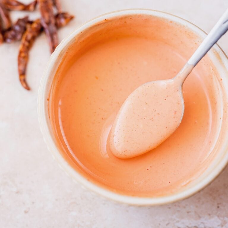 Spicy Sriracha Aioli Sauce