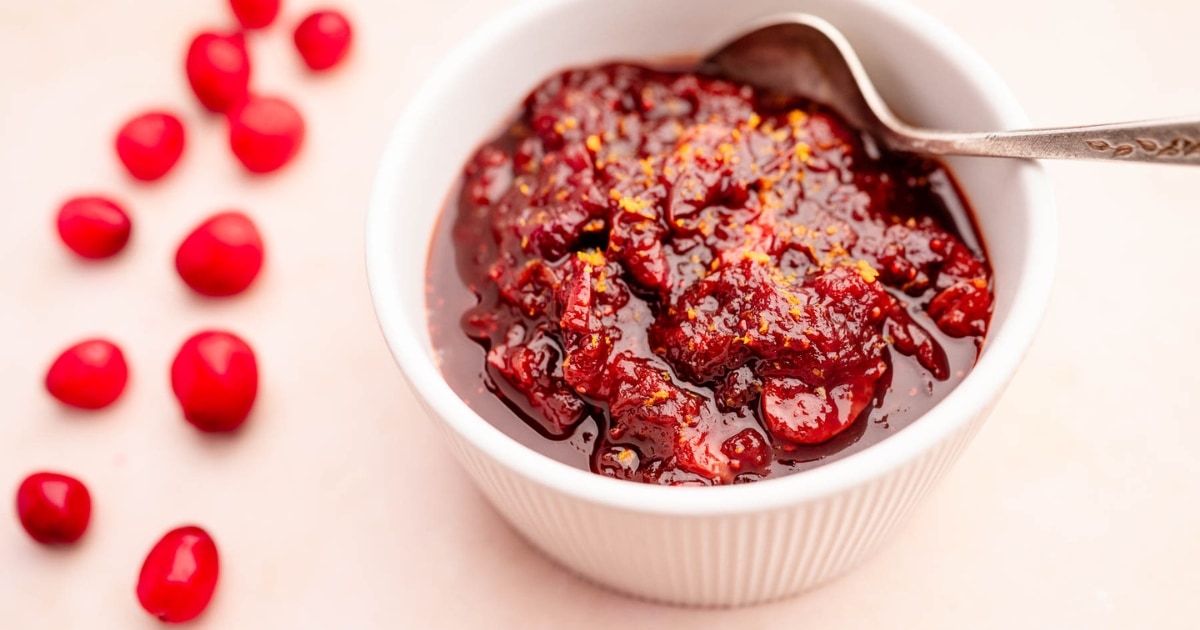 Slow Cooker Cranberry Sauce 