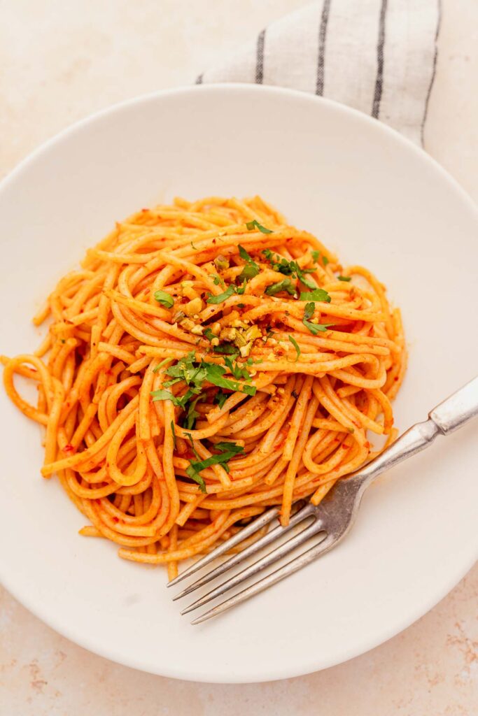 Spicy Harissa Pasta - MOON and spoon and yum