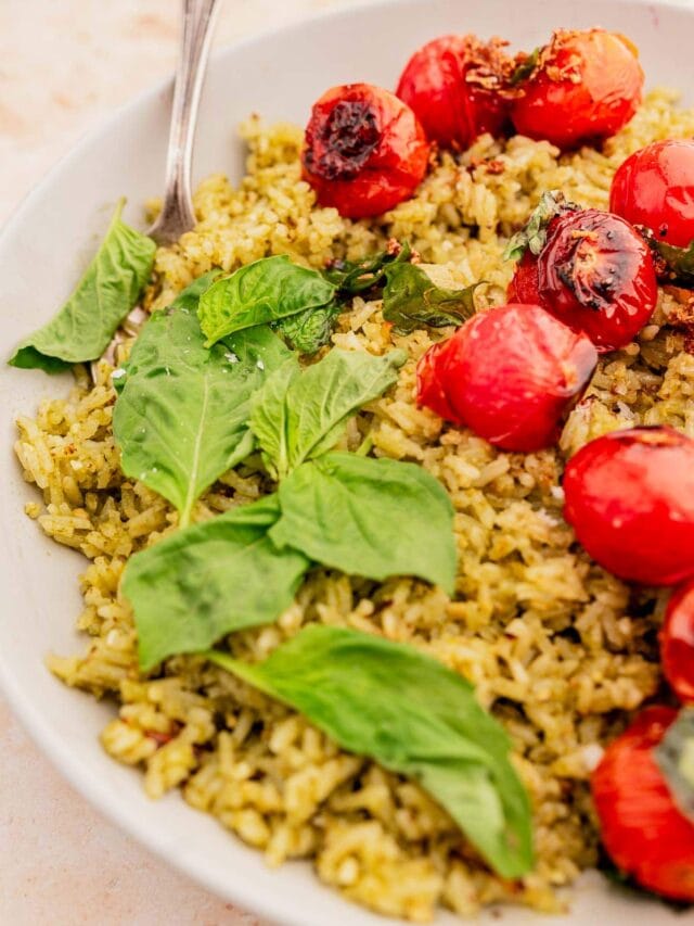 Easy and Delicious Pesto Rice - MOON and spoon and yum