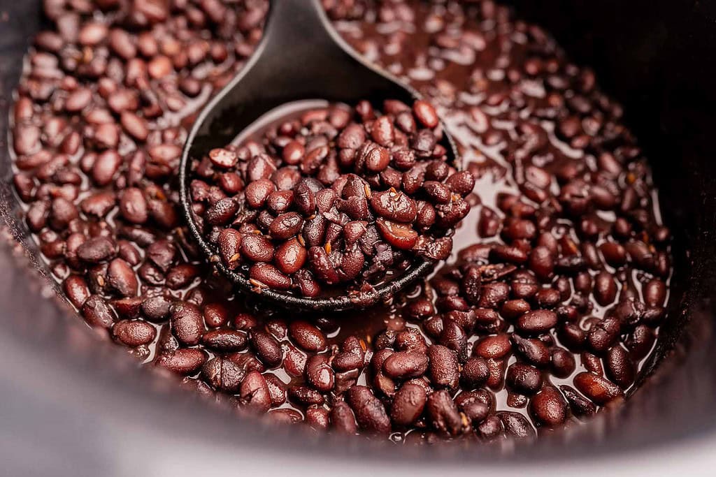 Secret-Ingredient Slow Cooker Black Beans - MOON and spoon and yum