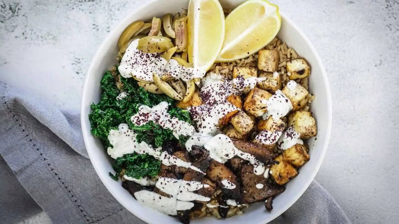 Middle eastern rice bowl close up.