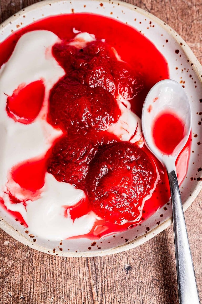 Easy Stewed Plums With Black Tea And Cardamom easy-stewed-plums-with-black-tea-and-cardamom